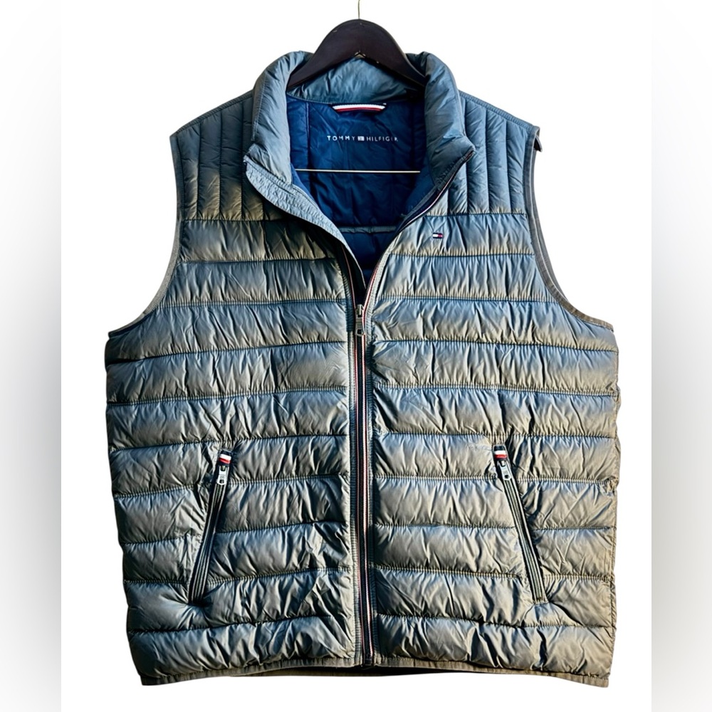 Tommy Hilfiger Men’s XL Quilted Puffer Vest Full Zip Lightweight
